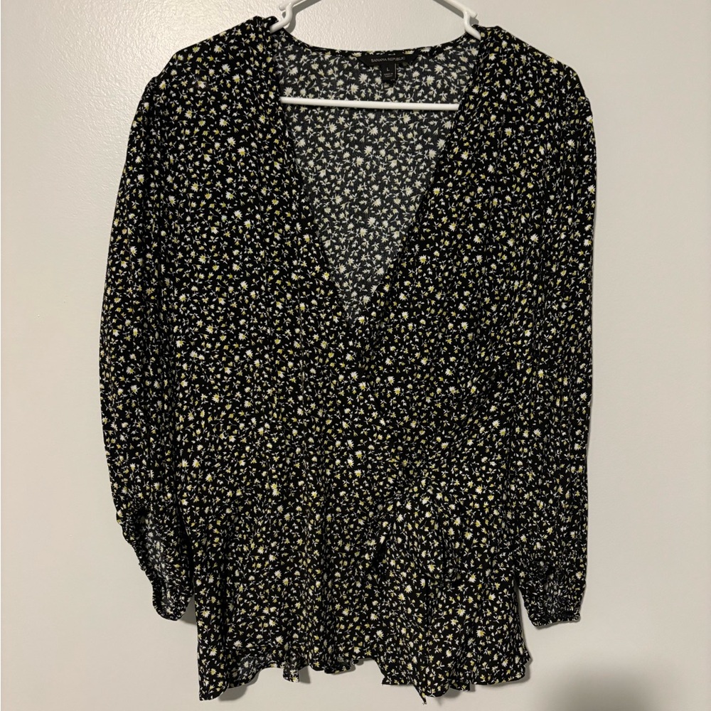 Banana Republic women’s size large 3/4 length sleeve, wrap blouse.